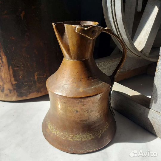 Кувшин медный старинный