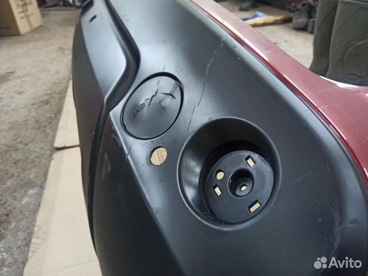 Бампер задний Nissan Qashqai J10 красный