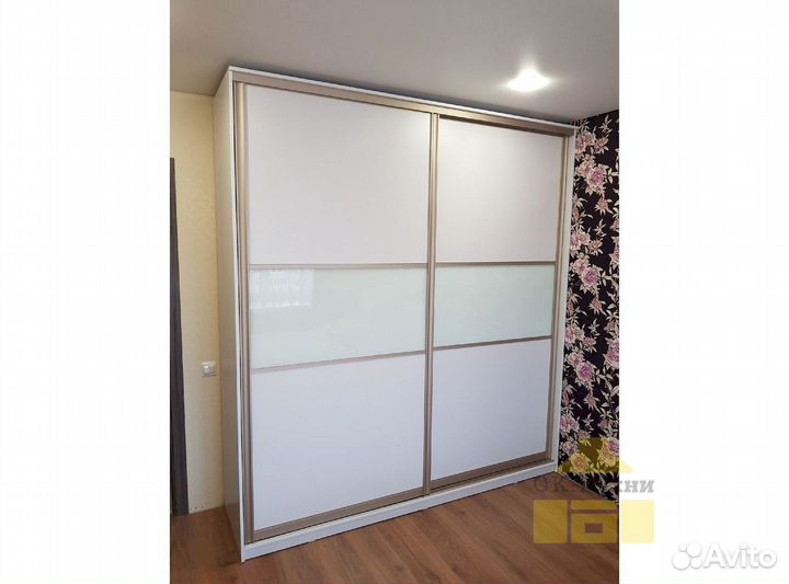 Шкаф в прихожую