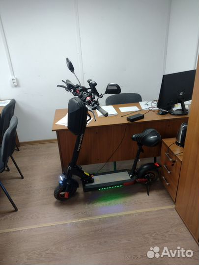 Электросамокат kugoо м4 pro plus.18Ач