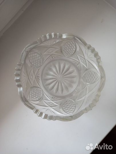 Хрустальная ваза конфетница