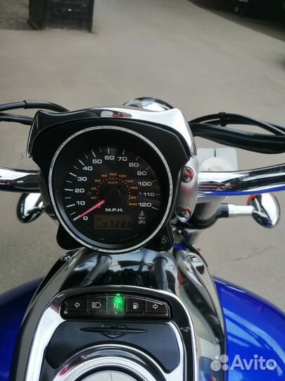 Suzuki Boulevard M50