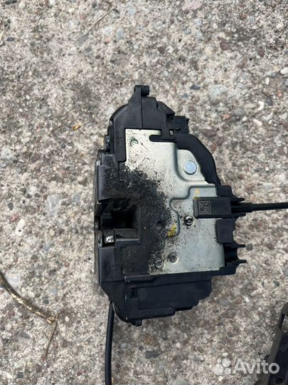 Renault megane 3 замок передней правой двери