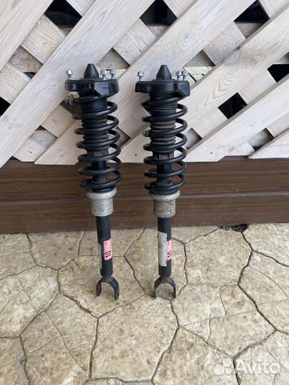 Амортизаторы передние в сборе Mercedes E W211
