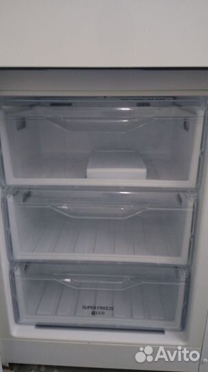 Холодильник indesit