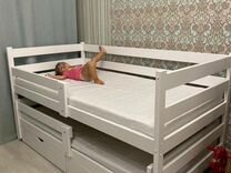 Детская двухъярусная кровать из массива сосны