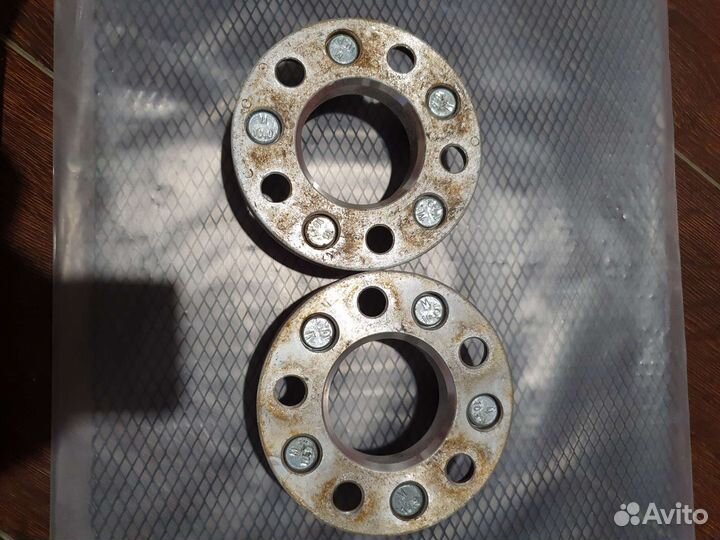 Колесные проставки 20мм 5 114.3 Ц.О. 70.5