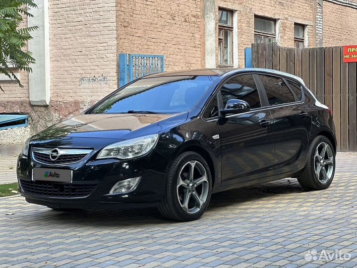 Opel Astra 1.6 МТ, 2010, 210 000 км