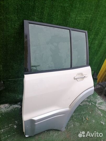 Дверь задняя левая Mitsubishi Pajero Pajero III V7