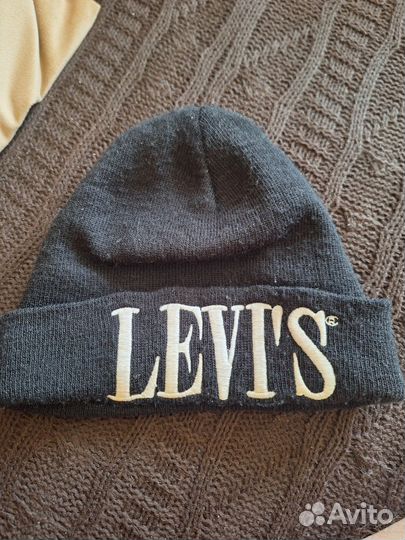 Шапка levis осень/зима