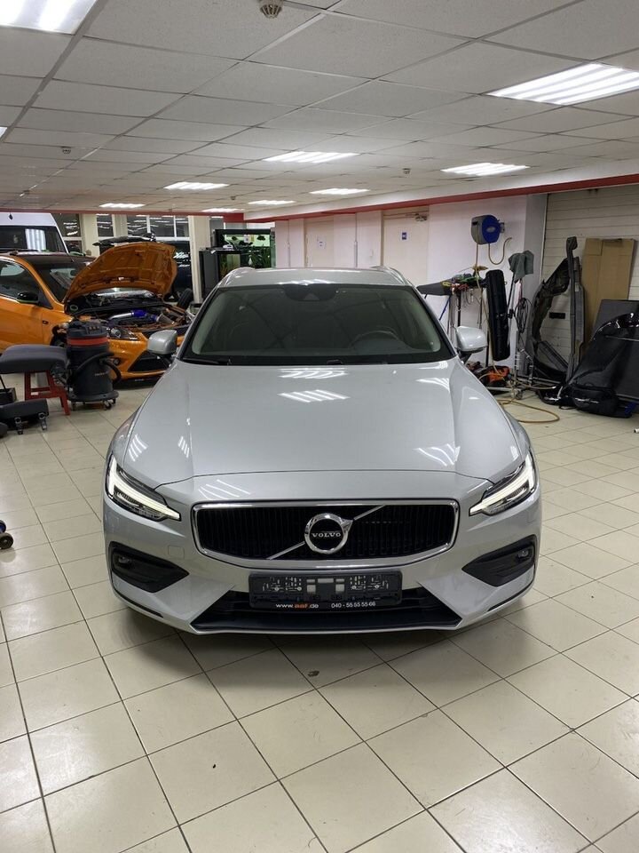 Volvo V60: фото владельца