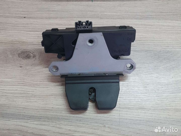 Замок багажника форд фокус 2 хэтчбек 5 контактов