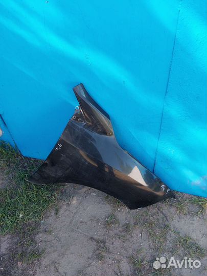 Крыло переднее правое Рено Флюенс