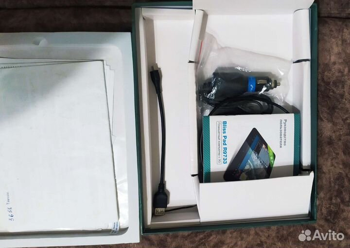 Продам планшет Bliss Pad R9733