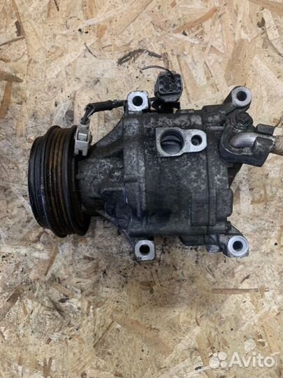 Компрессор кондиционера Toyota Yaris 1.3 2003