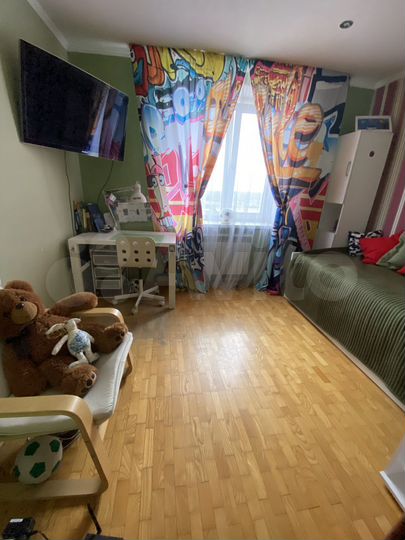 4-к. квартира, 74,8 м², 9/9 эт.