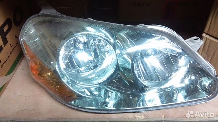 Фара Toyota Mark 2, 110-115 куз