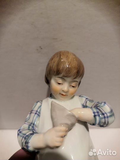 Девочка с тележкой Серия Детство Мейссен