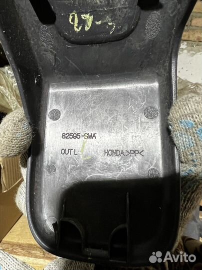 Заглушка крепления сидений Хонда CRV