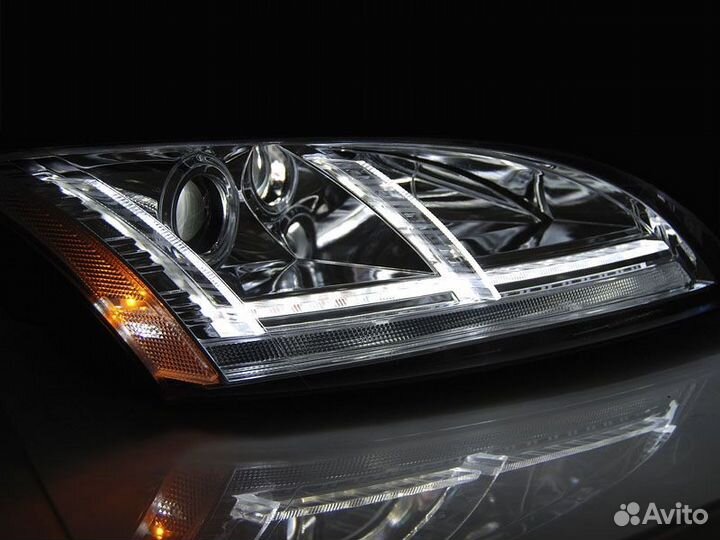 Фары ксенон Audi TT 8J (06-10) lpaue2