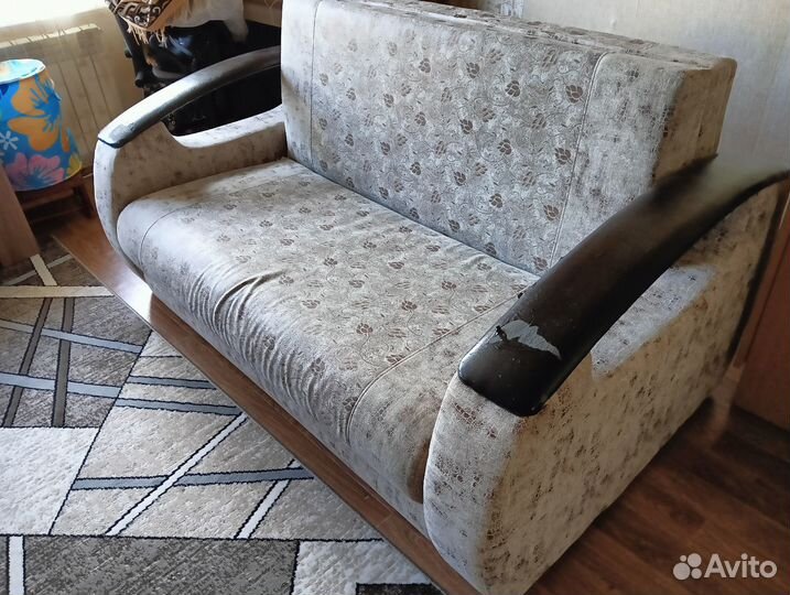 Диван б/у