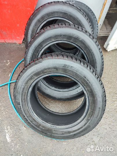 Tigar SUV Ice 215/65 R16 102T