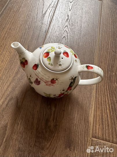 Заварочный чайник фарфор Fine Bone China