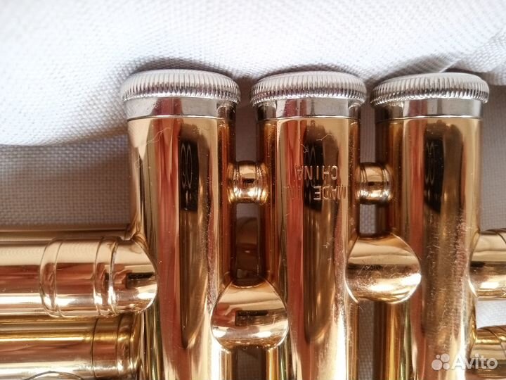 Продаю трубу yamaha YTR -2330 Bb