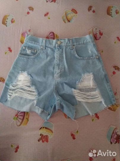 Джинсовые шорты