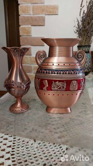 Вазы декоративные