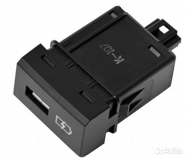 Розетка USB для второго ряда Лада Веста