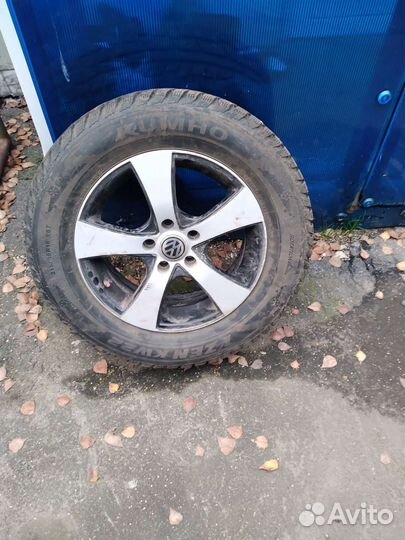 Kumho I'Zen KW22 215/65 R16 и 215/65 R16 98