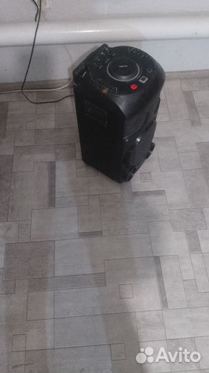 Музыкальная колонка с блютузом бу