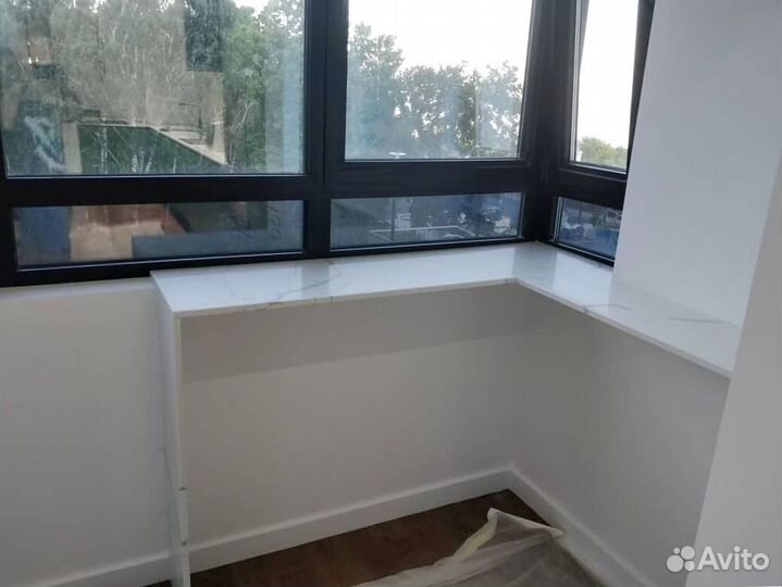 Подоконник из кварца под ключ