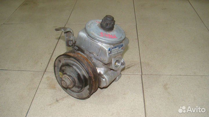 Насос гидроусилителя Mercedes-Benz G-Class (W463)