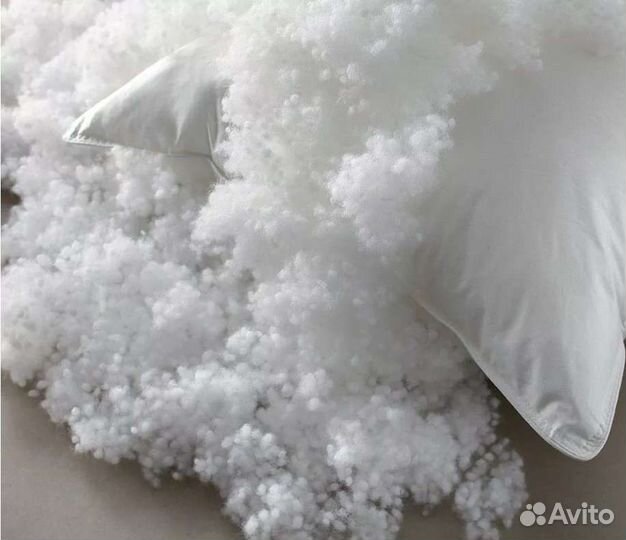 Полиэфирное волокно в виде пуха и шара