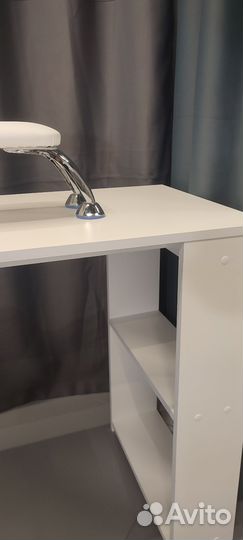 Стол для маникюра