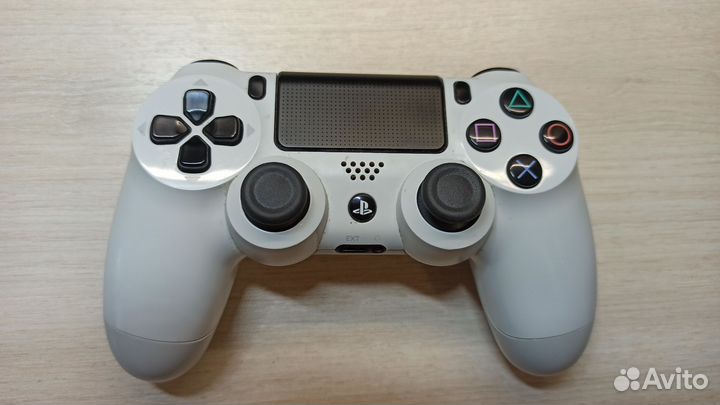 Геймпады Dualshock 4