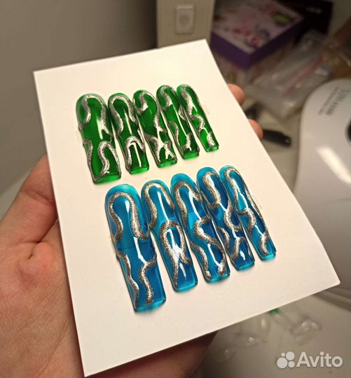 Витражные длинные накладные ногти (типсы) на заказ