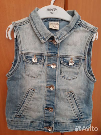Джинсовая жилетка zara для девочки 116 см