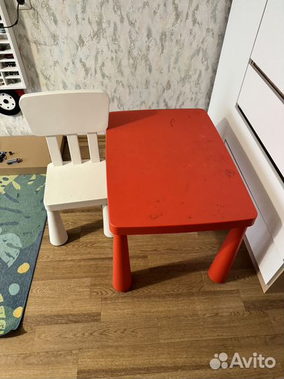 Детский стол и стул IKEA