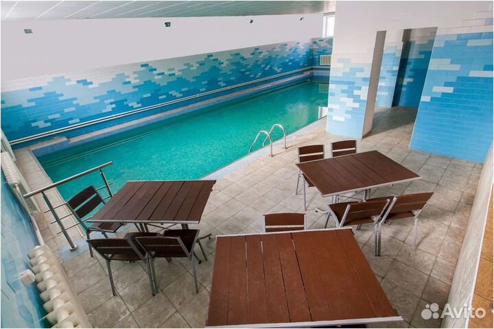 Баня, сауна с большим бассейном