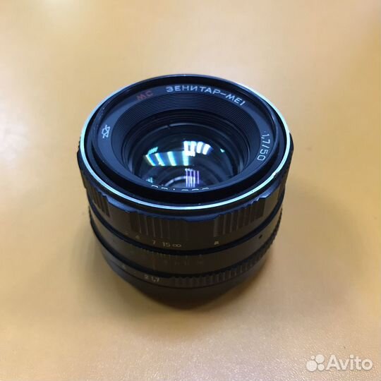 Фотоаппарат Zenit с объективом Зенитар-ме1