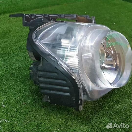 Фара правая Ниссан Жук (2014-2019)