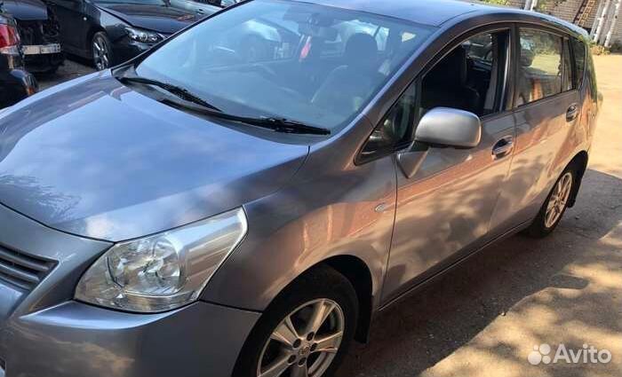 Toyota Verso 2011г по запчастям
