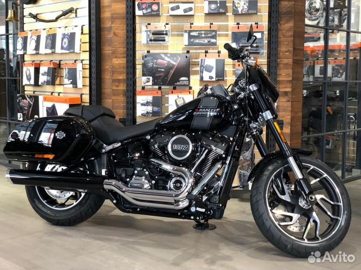 Sport Glide Harley-Davidson Softail 2022 Vivid Bla