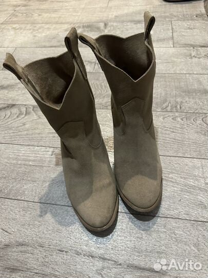 Казаки женские 37 размера