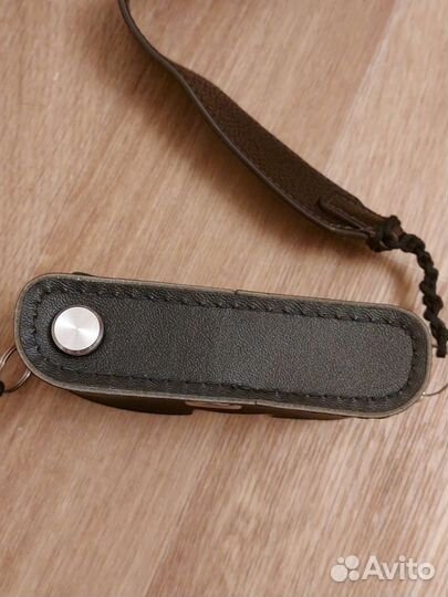 Кожаный ремень и чехол для фотоаппарата