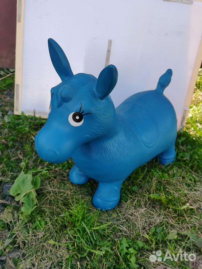 Резиновая игрушка ослик