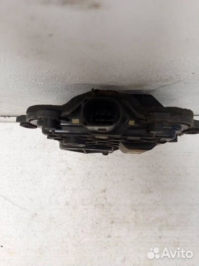 Активатор замка двери 3D0837059B